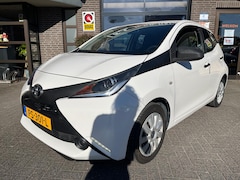 Toyota Aygo - 1.0 VVT-i X-play