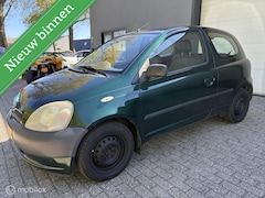 Toyota Yaris - 1.0-16V VVT-i / inruil mogelijk /