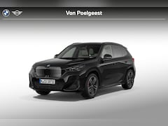 BMW iX1 - eDrive20 67 kWh M Sport Edition | M Sportpakket Pro | Innovation Pack | Travel Pack | Trek