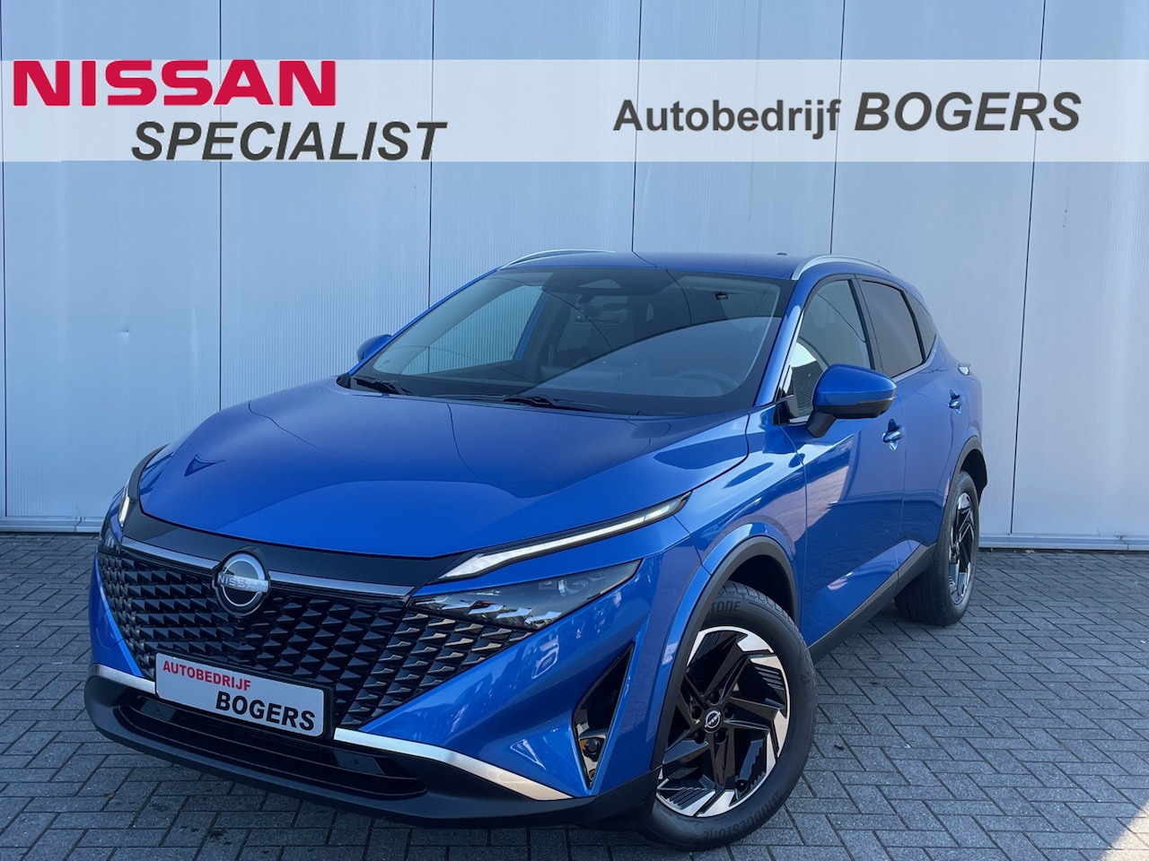 Nissan Qashqai - 1.3 MHEV N-Connecta Automaat Navigatie, Climate Control, Adaptive Cruise Control, 360 Came - AutoWereld.nl