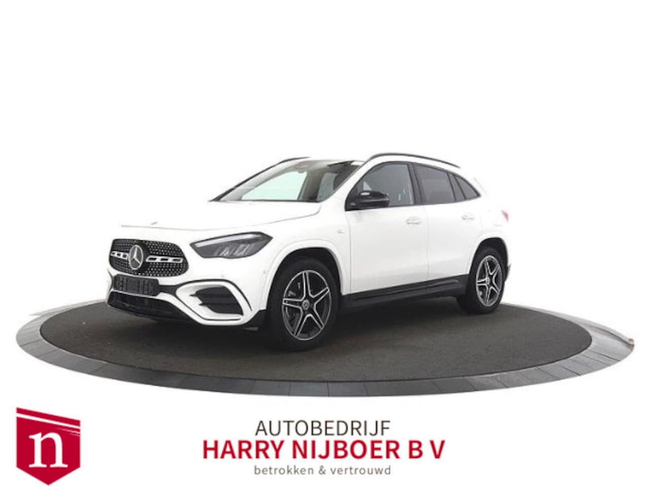 Mercedes-Benz GLA-Klasse - 250 e AMG Line Black Optiek / Sfeerverlichting / Stoelverwarming / Camera - AutoWereld.nl