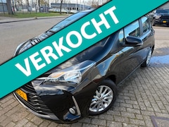 Toyota Yaris - 1.0 VVT-i ASPIRATION 2017 NAVI CARPLAY CAMERA AIRCO LANE ASSIST