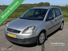Ford Fiesta - 1.3-8V Style, AIRCO TREKHAAK