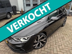 Volkswagen Golf - 1.5 eTSI 2022 R-LINE DSG PANO ACC SIDE-ASSLEDER ALCANTARA