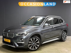 BMW X1 - SDrive20i Centennial High Executive|PANO|PDC|KEYLESS|HUD|STOELV|LEDER|SFEER|CRUISE|TREKHAA