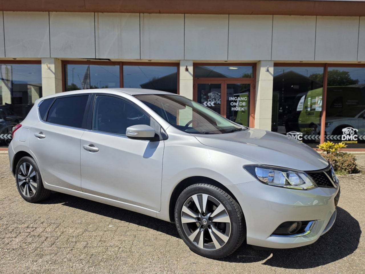 Nissan Pulsar - 1.2 DIG-T N-Connecta | Camera | Cruise | Navi | Clima | Trekhaak - AutoWereld.nl