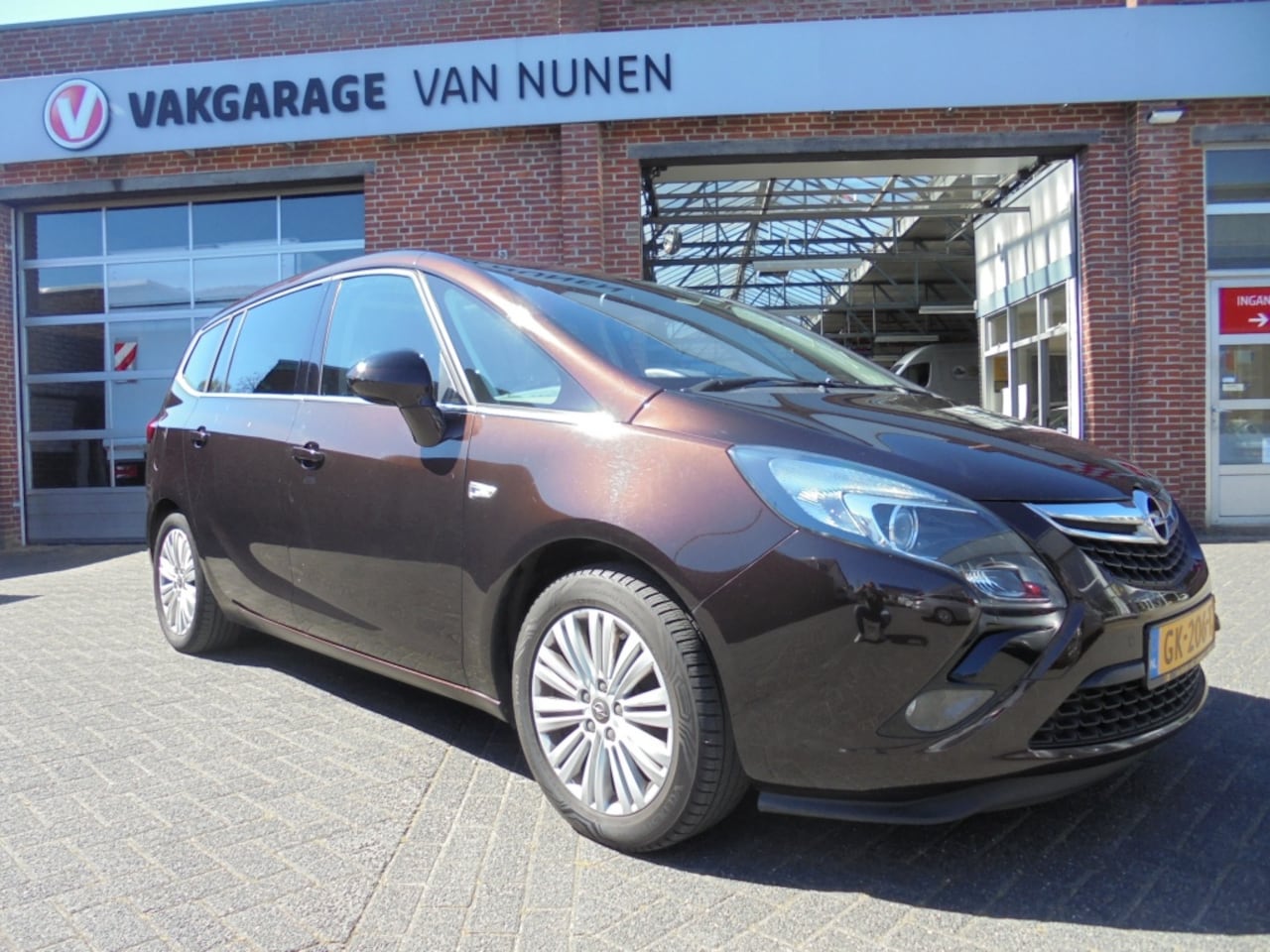 Opel Zafira Tourer - 1.6 CDTI Bns+ 7Persoons||Pano||Airco||APK 06-2027|| - AutoWereld.nl