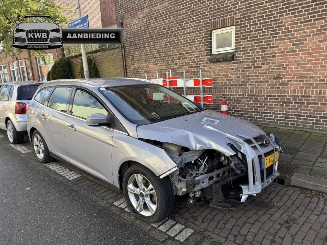 Ford Focus Wagon - 1.6 TI-VCT Lease Ti. Schadeauto Motor loopt - AutoWereld.nl