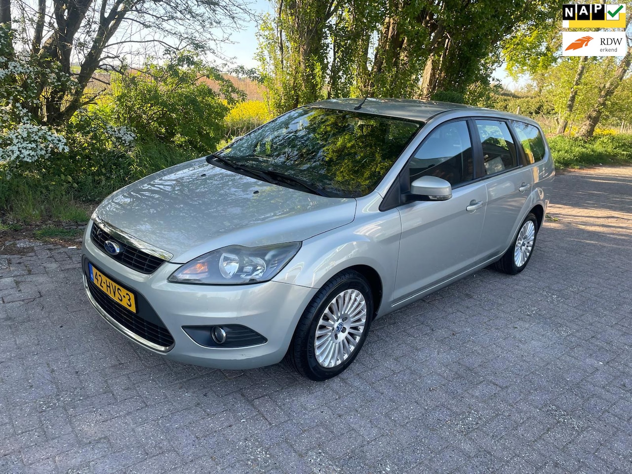 Ford Focus Wagon - 1.8 Titanium Flexi Fuel 1.8 Titanium Flexi Fuel - AutoWereld.nl