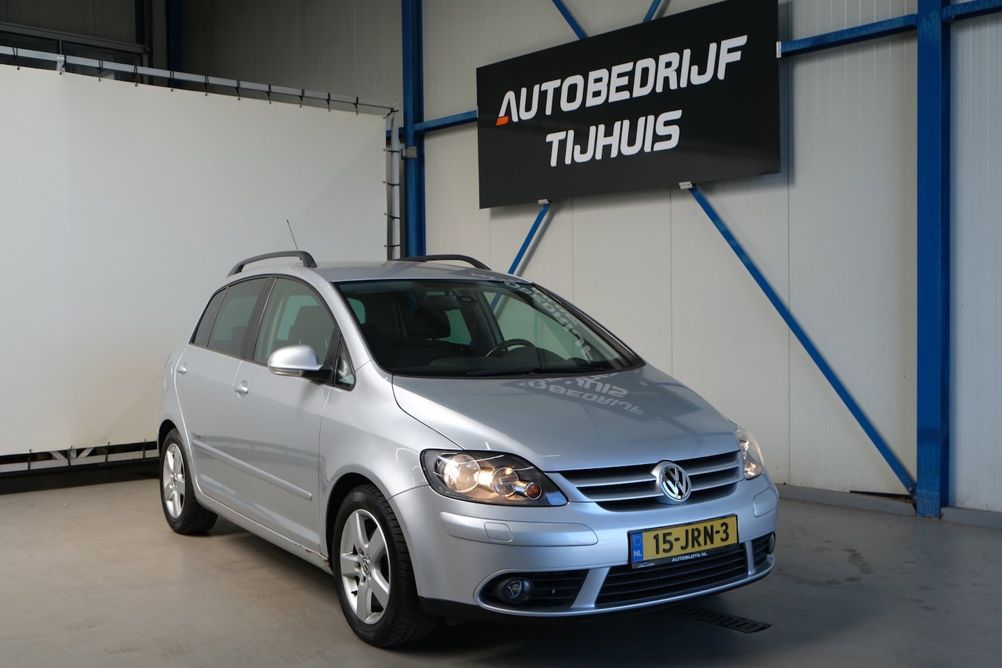 Volkswagen Golf Plus - 1.6 Trendline > Lees advertentie < - AutoWereld.nl