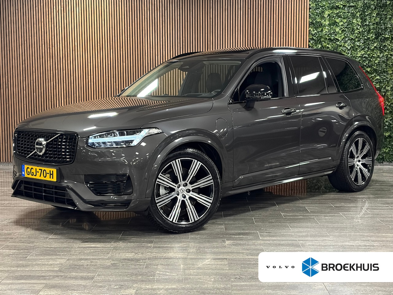 Volvo XC90 - T8 AWD Recharge Ultra Dark | Vol! | Bowers & Wilkins | Luchtvering | Stoelventilatie | Tre - AutoWereld.nl