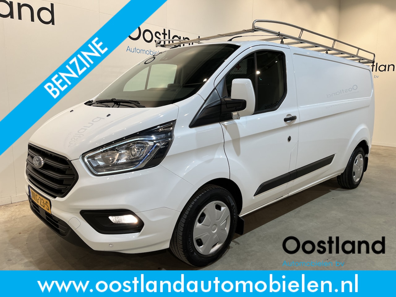 Ford Transit Custom - 320 2.0 TDCI L2H1 Trend 130 PK Automaat / Euro 6 / Airco / Camera / Trekhaak / Imperiaal / - AutoWereld.nl