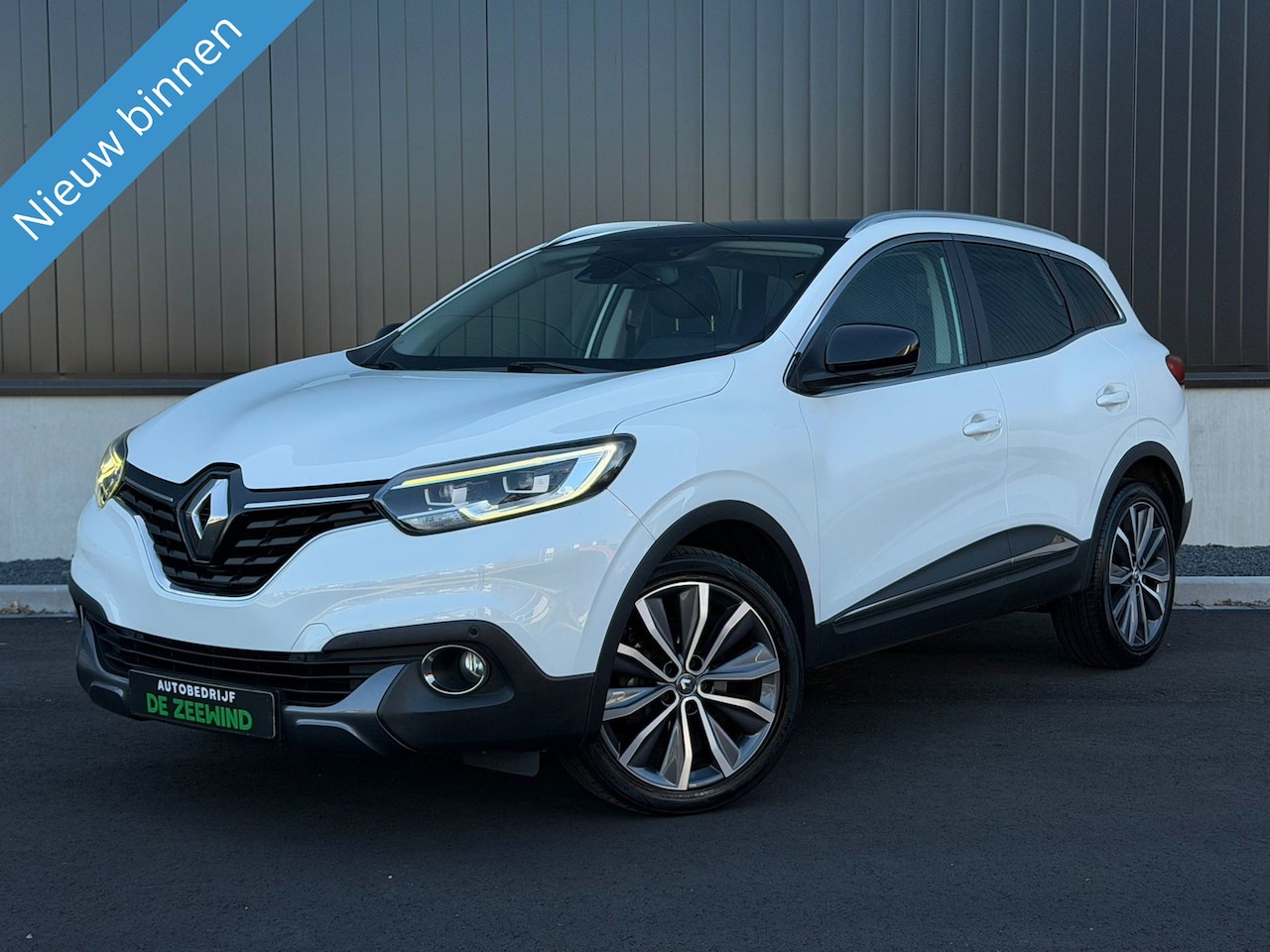 Renault Kadjar - 1.2 TCe Bose|Panoramadak|Navi|Nieuw APK - AutoWereld.nl