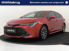 Toyota Corolla Touring Sports - 2.0 Hybrid Dynamic TREKHAAK | STOELVERWARMING | PARKEERCAMERA