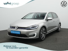 Volkswagen e-Golf - 136 pk E-DITION | Warmtepomp | Achteruitrijcamera | Navigatie