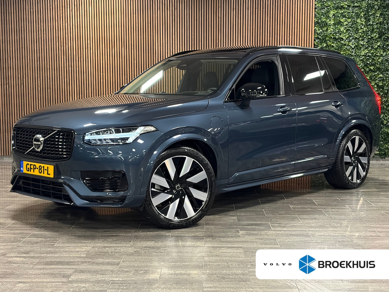 Volvo XC90 - T8 AWD Recharge Ultra Dark | Vol! | Bowers & Wilkins | Luchtvering | Stoelventilatie | Tre - AutoWereld.nl