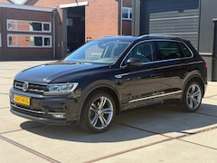 Volkswagen Tiguan - 1.5 TSI ACT R-line Adapt Cruise Clima Trekhaak