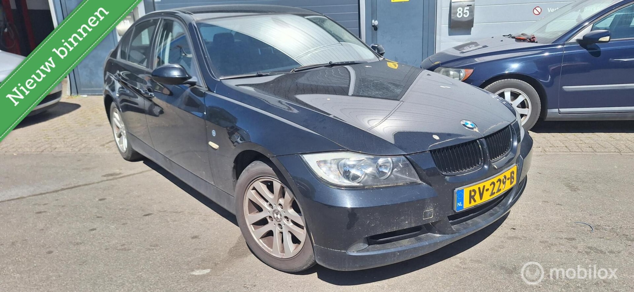 BMW 3-serie - 318i 318i - AutoWereld.nl