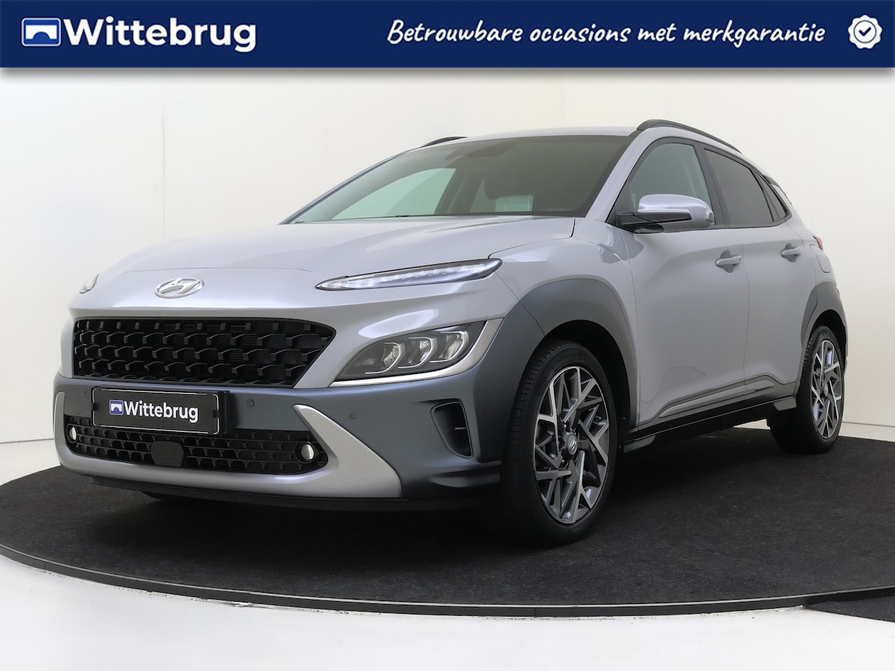 Hyundai Kona - 1.6 GDI HEV Premium LEDER | FULL LED | BOSE | KEYLESS | BOMVOLLE UITVOERING! CC - AutoWereld.nl