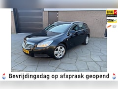 Opel Insignia Sports Tourer - 1.8 Edition|Prachtige Station|Trekhaak| Dakrails|Park.sens. V+A |All-Season banden|best.st