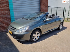 Peugeot 307 CC - 2.0-16V Cabrio Clima Leder Bj:2004
