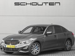 BMW 3-serie - 330e High Executive M-Sport Parkeerhulp M-Remmen CarPlay