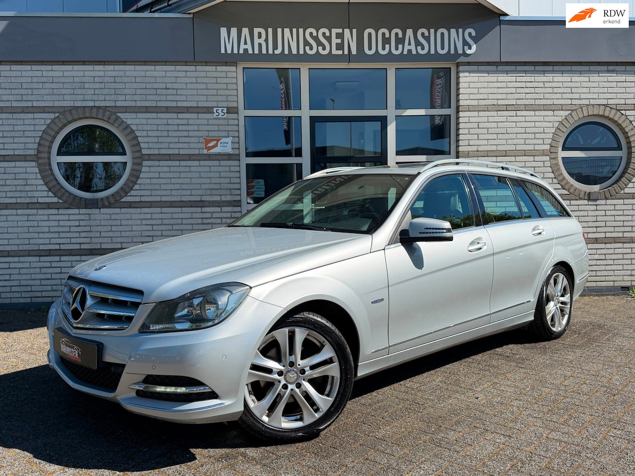 Mercedes-Benz C-klasse Estate - 180 Avantgarde |Pano,Nav,Stoelvw| - AutoWereld.nl