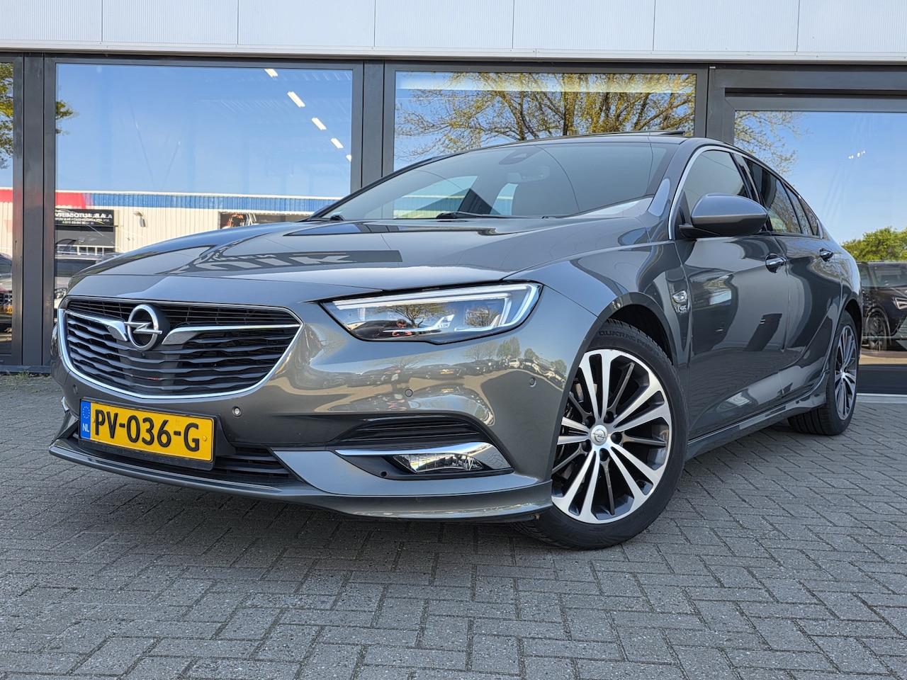Opel Insignia Grand Sport - 1.5 Turbo Business Executive OPC Line + NIEUWSTAAT + ALLE OPTIES - AutoWereld.nl