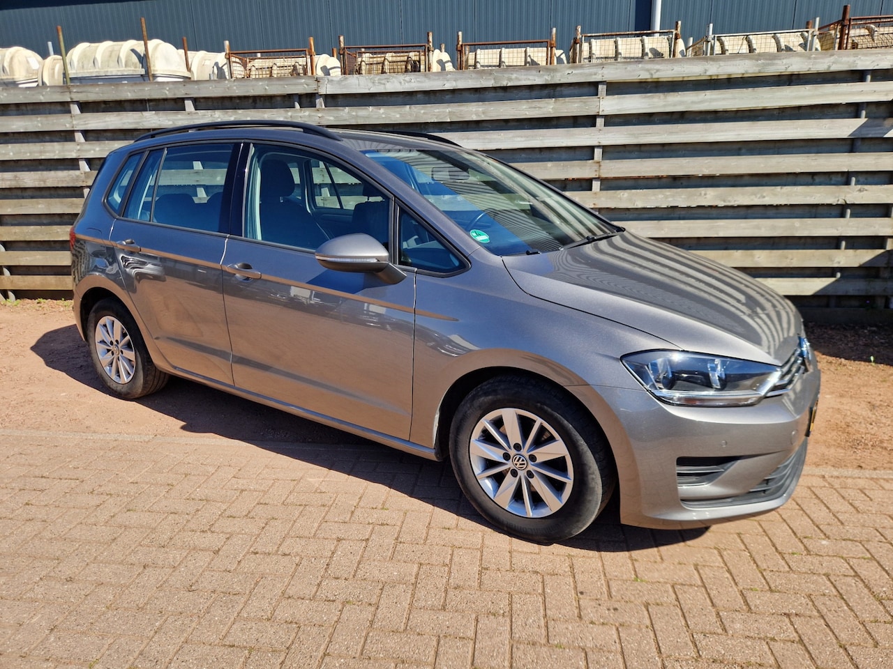 Volkswagen Golf Sportsvan - 1.2 TSI Comfortline Navigatie - AutoWereld.nl
