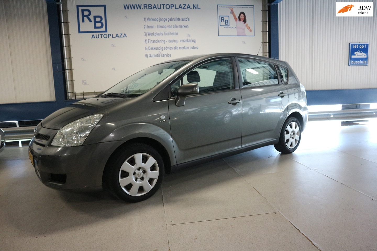 Toyota Corolla Verso - 1.6 VVT-i Terra / NAP / NW APK / AIRCO - AutoWereld.nl