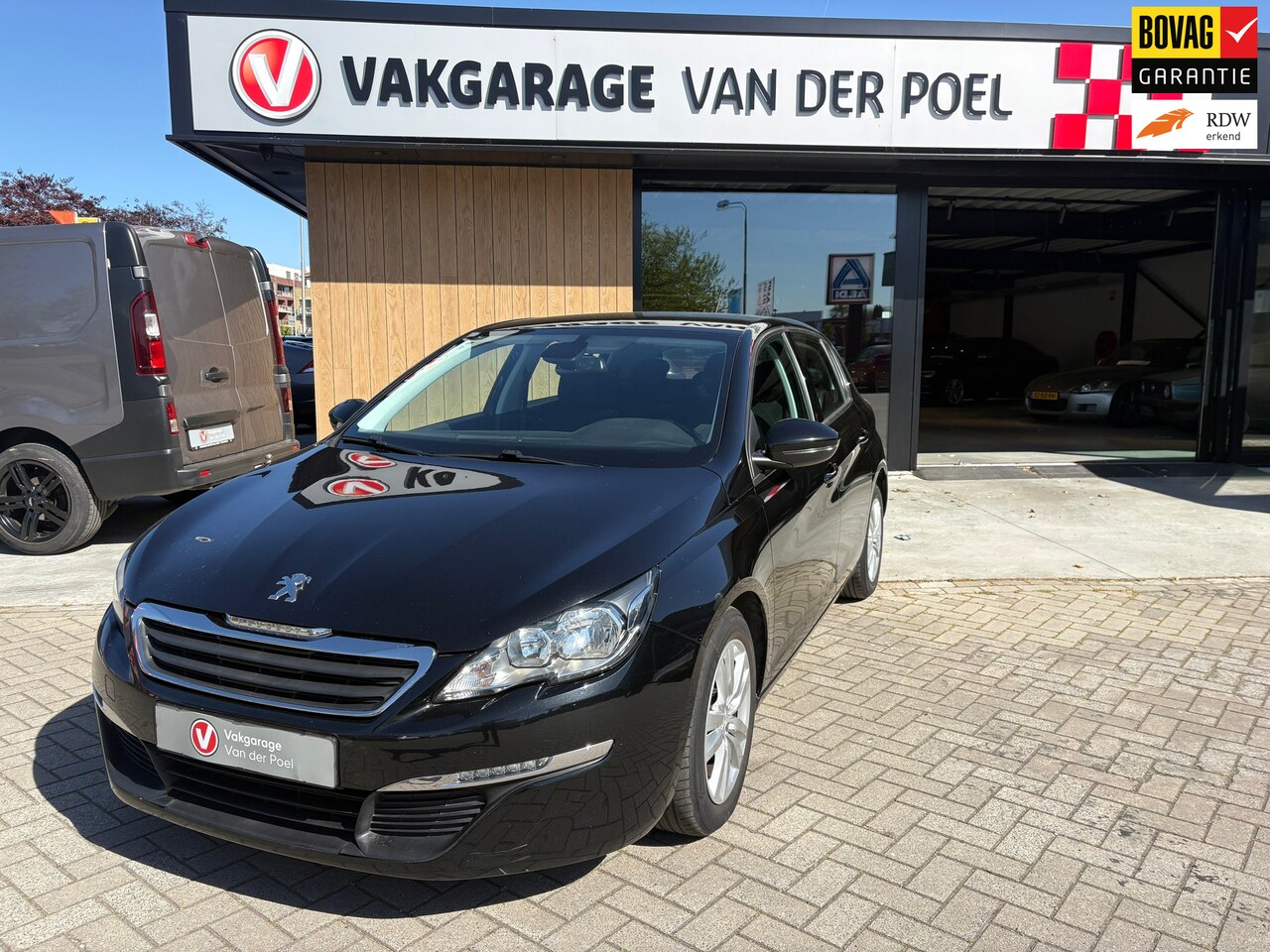 Peugeot 308 - 1.2 PureTech Allure 1.2 PureTech Allure - AutoWereld.nl