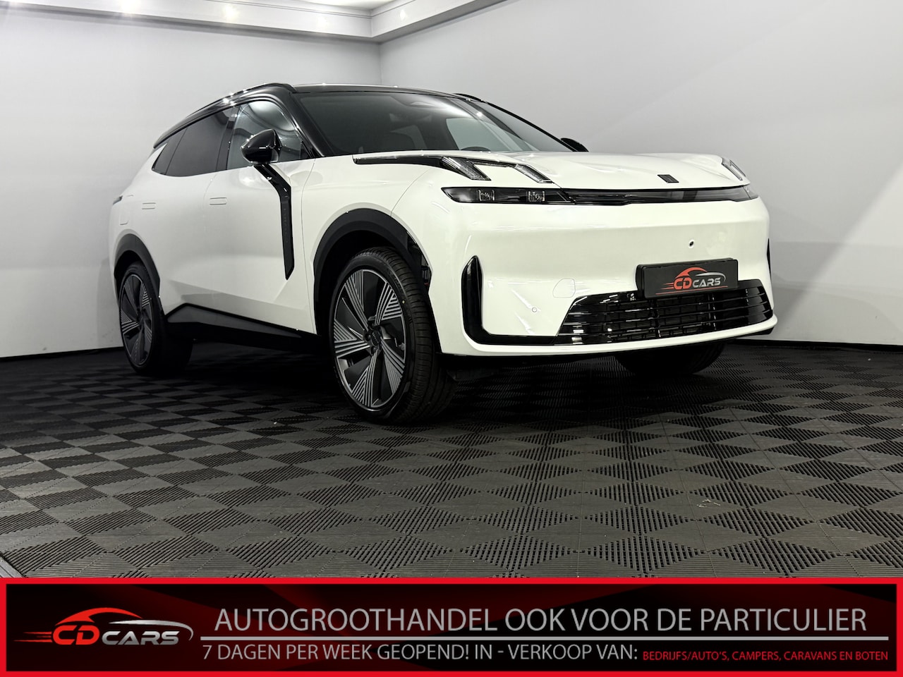 Lynk & Co 08 - 1.5 More Panoramadak, Stoelmassage, Stoelventilatie, 360 camera, Harman/Kardon, Leder, Aut - AutoWereld.nl