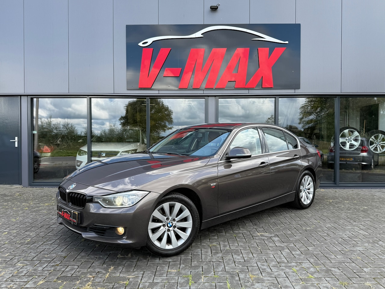 BMW 3-serie - 328i Aut High Exec Leder Xenon Navi Stoelverw - AutoWereld.nl