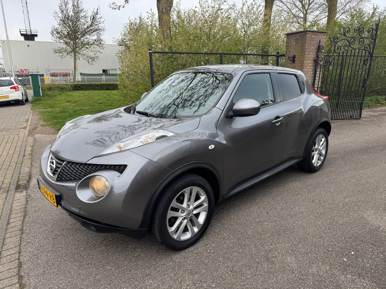 Nissan Juke - 1.6 Tekna exportprijs! - AutoWereld.nl