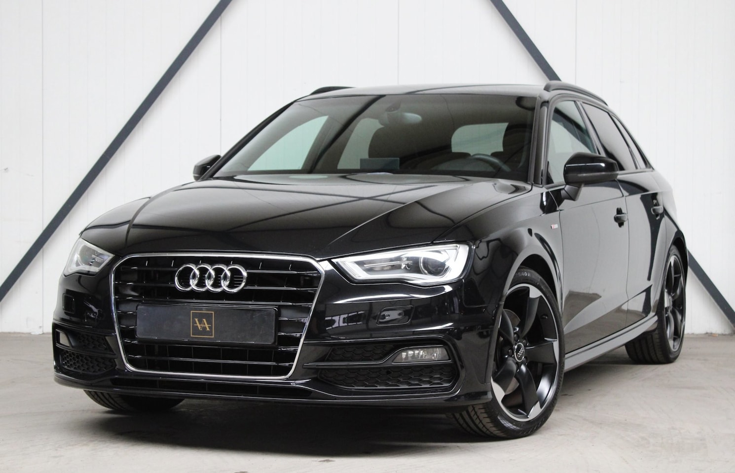 Audi A3 Sportback - 1.8 TFSI 3X S-Line l 180 PK l LED l Xenon l NAVI - AutoWereld.nl