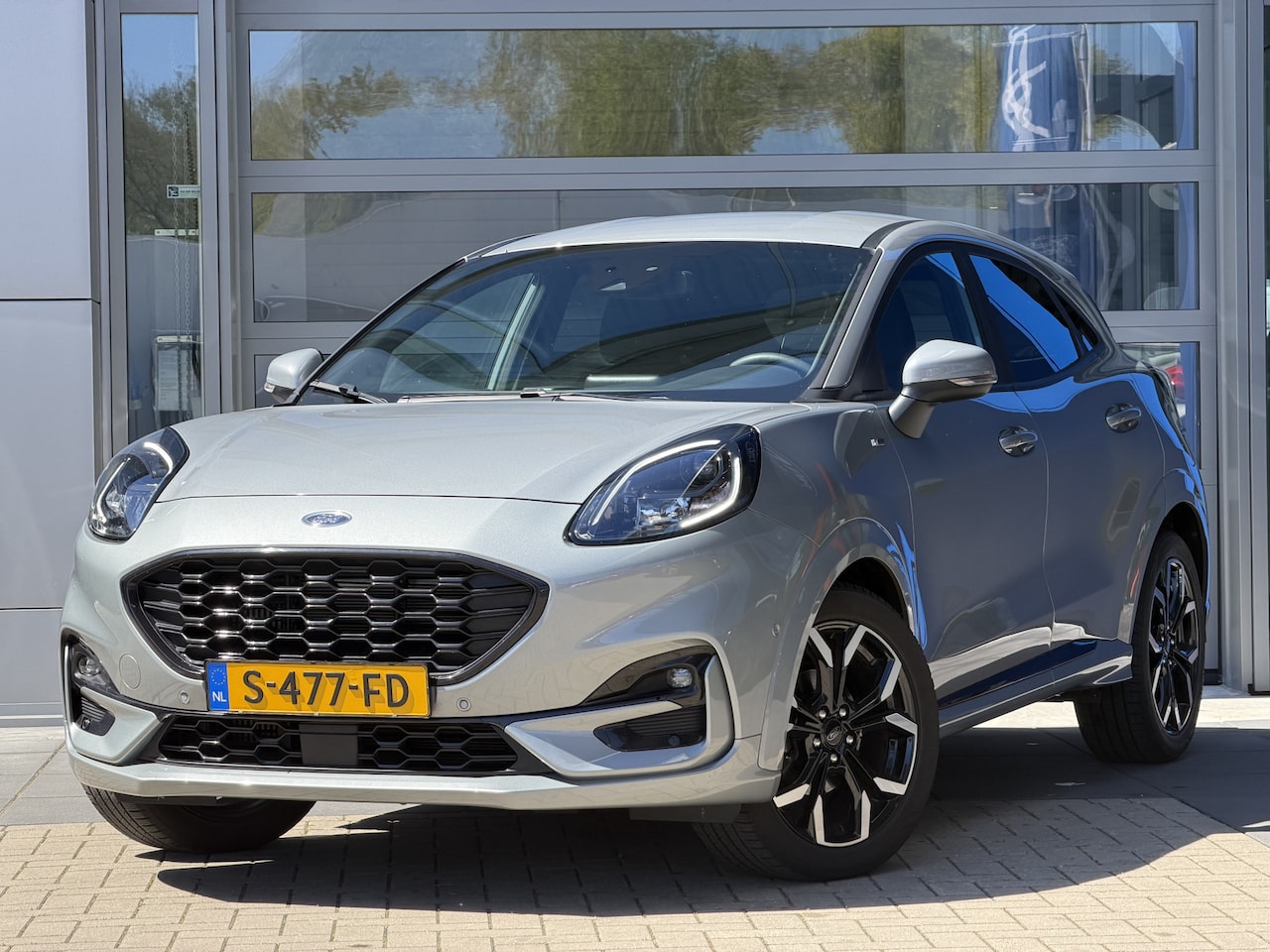 Ford Puma - 1.0 EcoBoost Hybrid ST-Line X 155pk | Adaptive Cruise | B&O | Camera | Winter Pack | BLIS - AutoWereld.nl