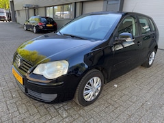 Volkswagen Polo - 1.4-16V Optive