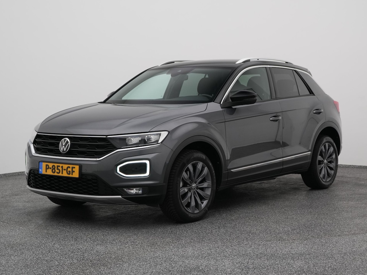 Volkswagen T-Roc - 1.5 TSI DSG-7 Sport | CAMERA | VIRTUAL | ADAPTIVE | STOELVERWAMING - AutoWereld.nl