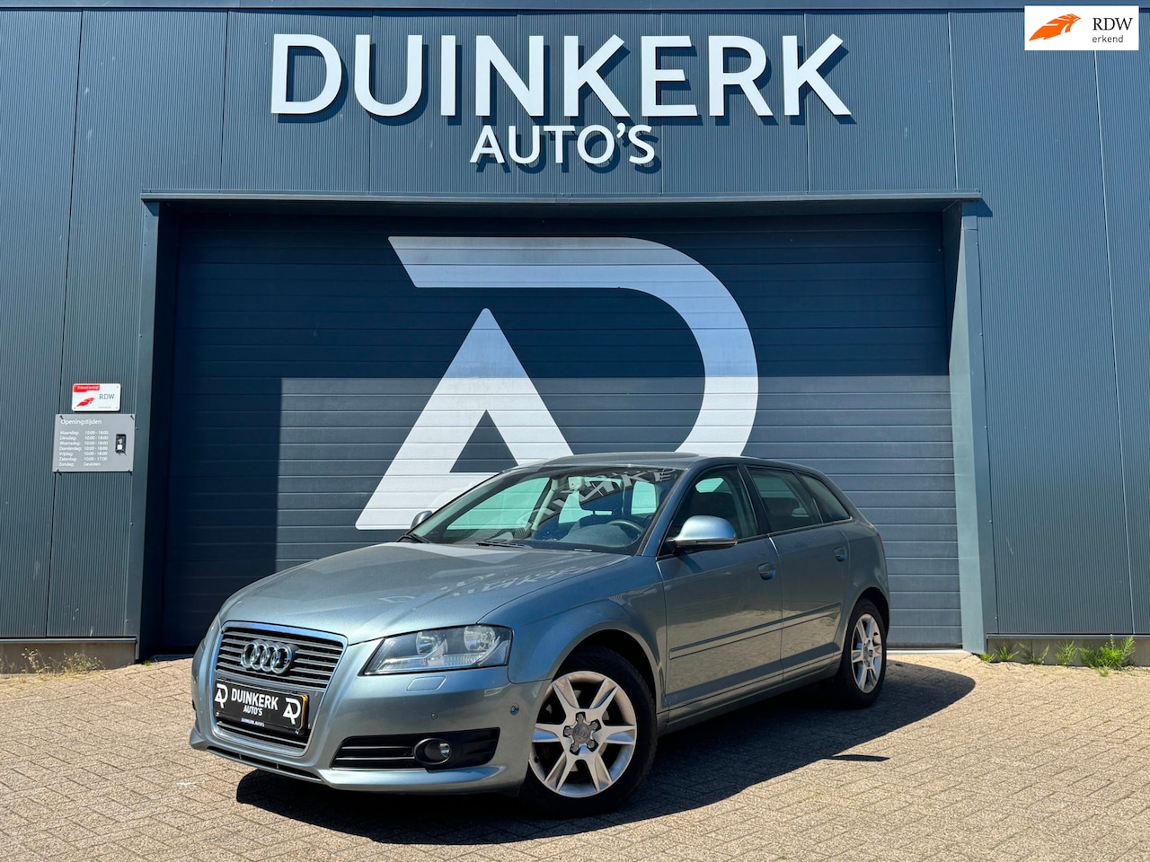 Audi A3 Sportback - 1.4 TFSI Attraction | Airco | Stoelverwarming | Parkeersensoren - AutoWereld.nl