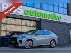 BMW X2 - sDrive20i M-Sport | NIEUWSTAAT | BTW | PANO | HUD | ELEK TREKHAAK | CAMERA ACHTER | SHADOW