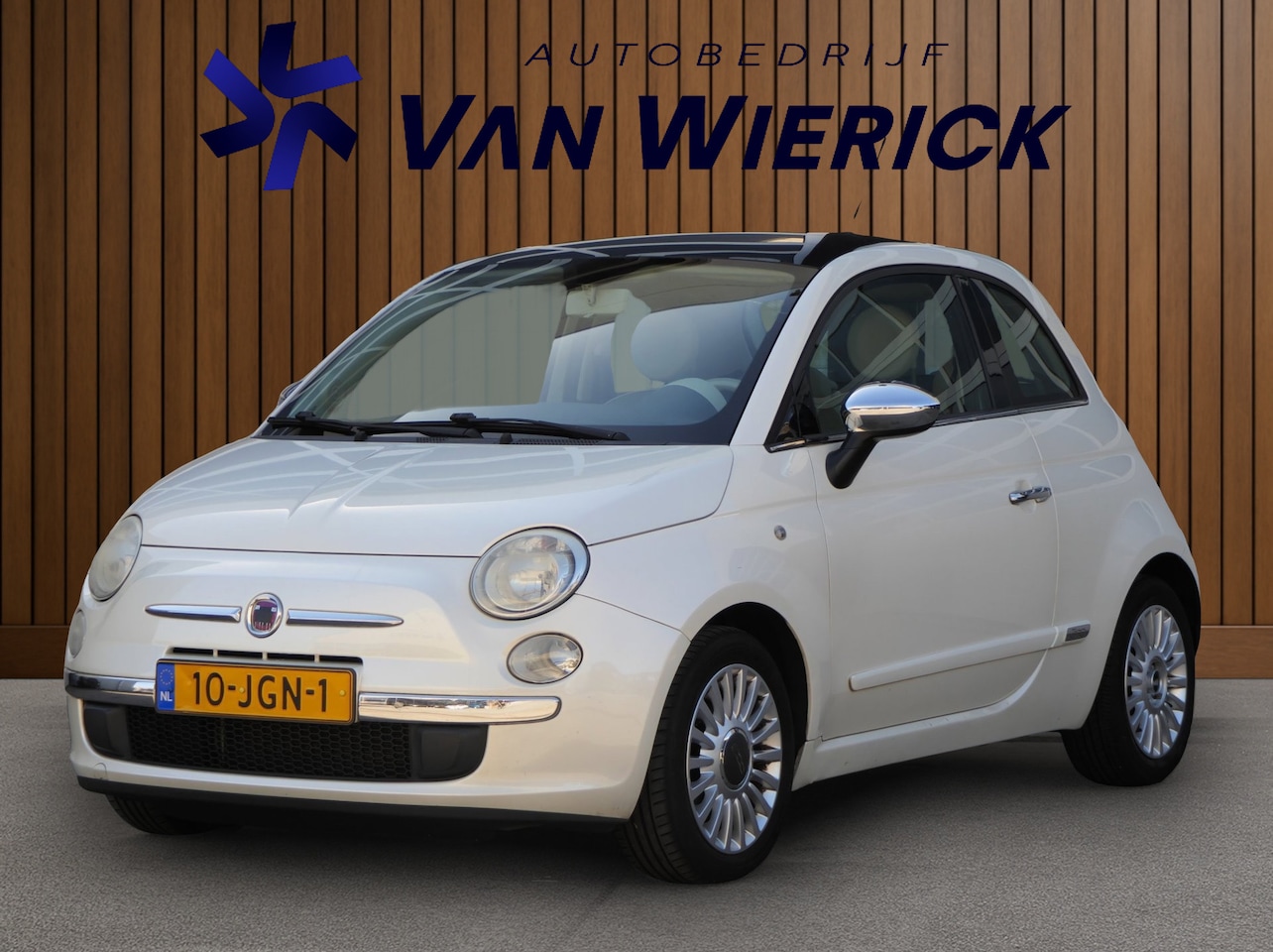 Fiat 500 - 1.2 Lounge Automaat | Distributieriem vervangen | Pano-dak | Airco | NAP - AutoWereld.nl