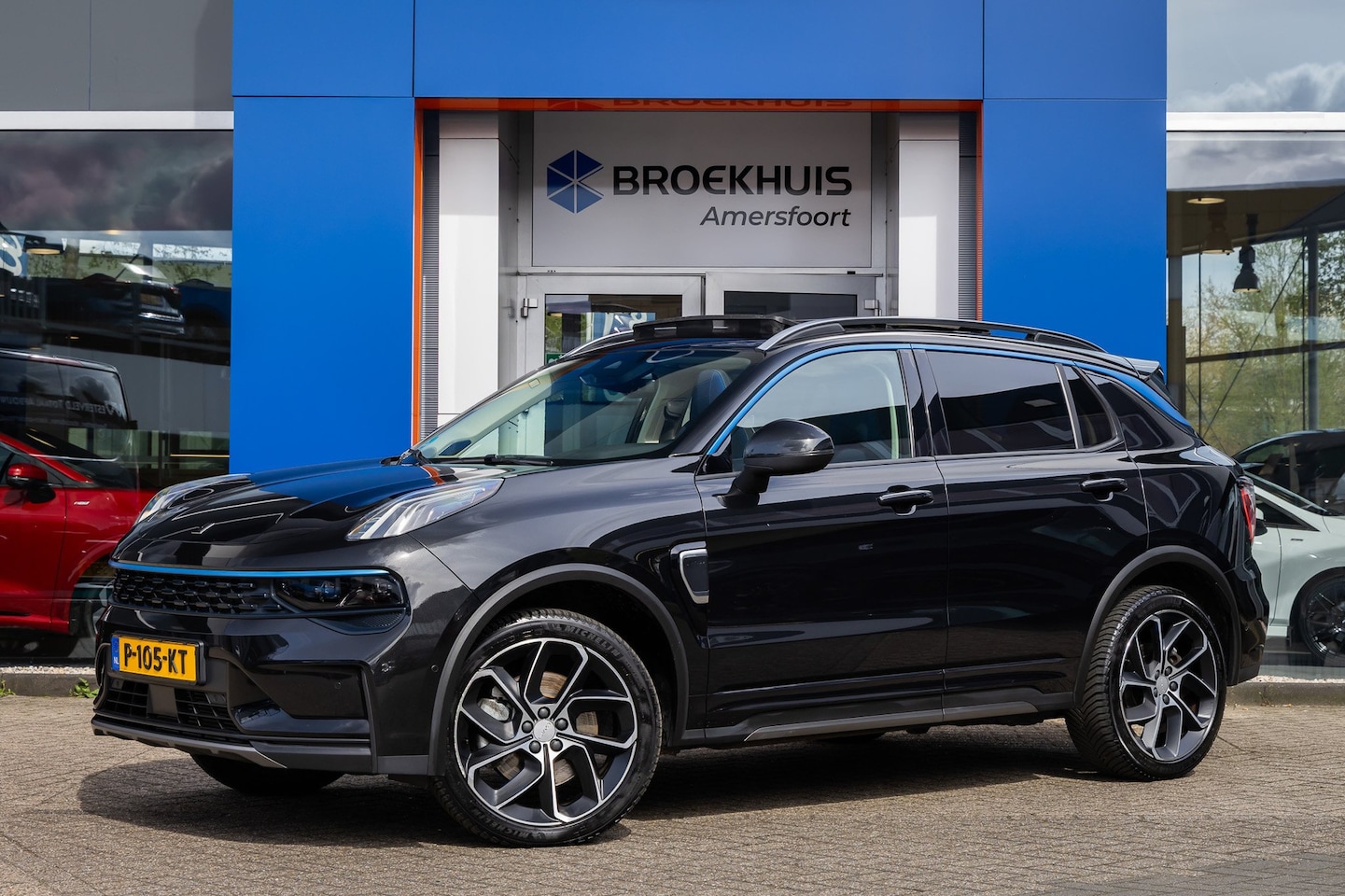Lynk & Co 01 - 1.5 | Trekhaak 1800kg. | Panoramadak | Camera | 20''LM Velgen | Cruise Control Adaptief | - AutoWereld.nl