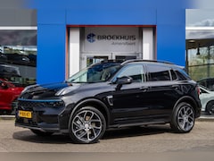 Lynk & Co 01 - 1.5 | Trekhaak 1800kg. | Panoramadak | Camera | 20''LM Velgen | Cruise Control Adaptief |