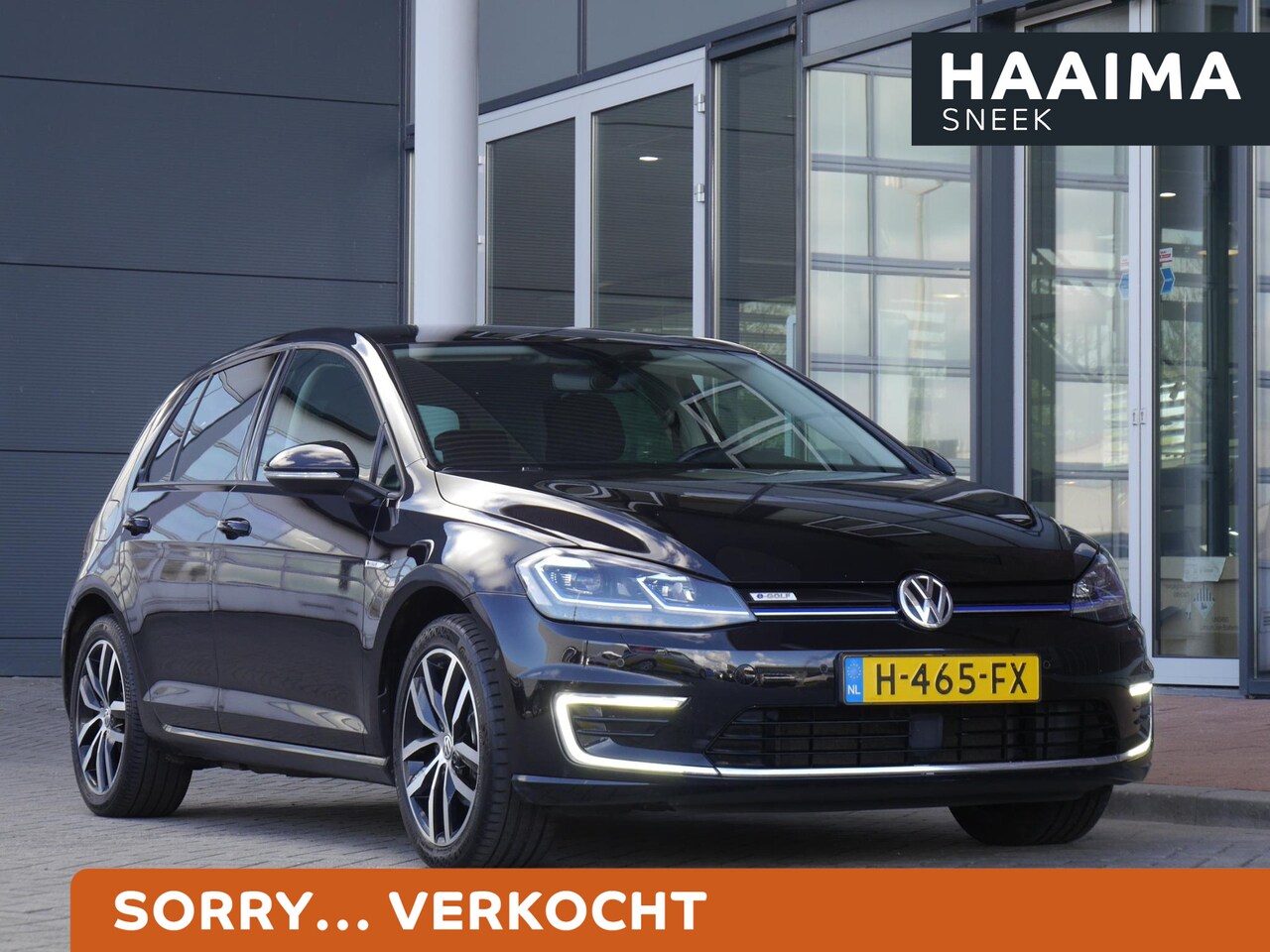 Volkswagen e-Golf - E-DITION | Warmtepomp | SOH waarde 88.3% | Digitaal instrumentenpaneel | Parkeer assistent - AutoWereld.nl