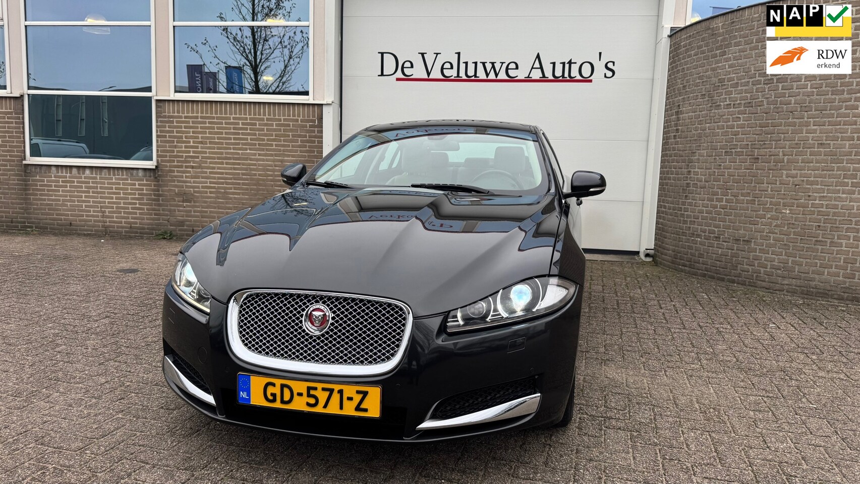 Jaguar XF - 2.2D |Camera|Trekhaak|Keyless|Climate|Navigatie|BT - AutoWereld.nl