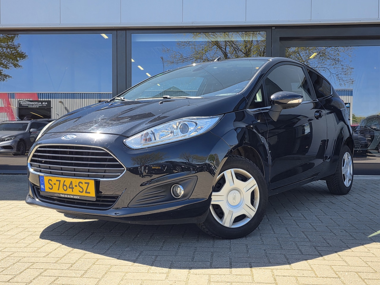 Ford Fiesta - 1.0 EcoBoost Titanium + KLIMA + STOELVERW. + VOORRUIT VERW. - AutoWereld.nl