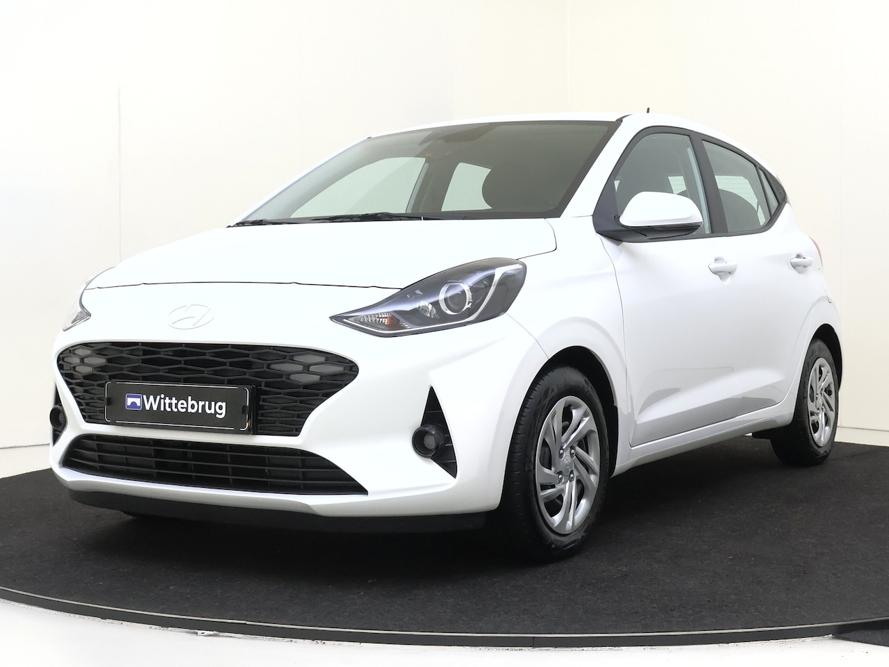 Hyundai i10 - 1.0 Premium UITVERKOOP DEAL!! | Met Navigatie, Climate Control en Cruise Control RT - AutoWereld.nl