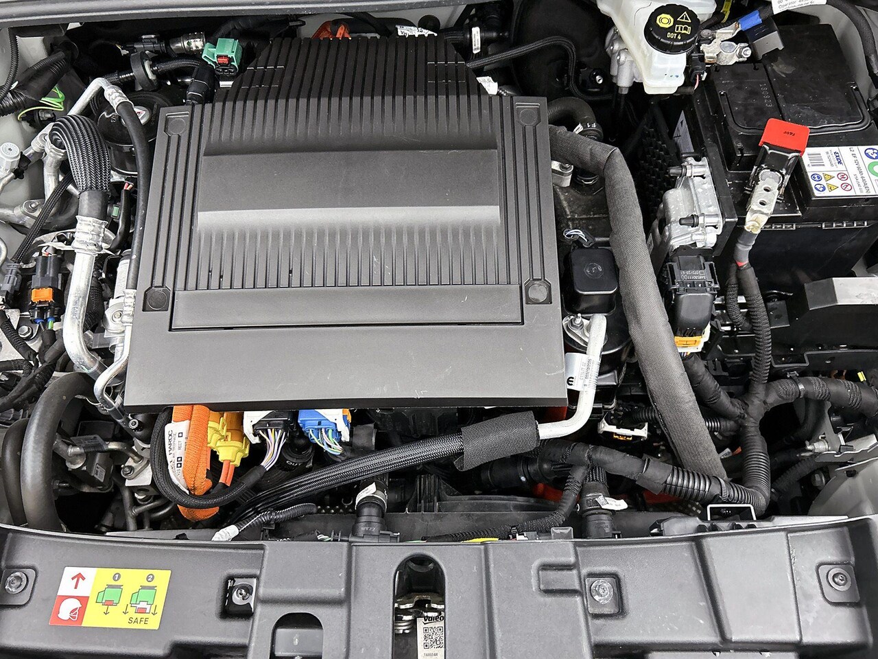 Jeep Avenger - 54kWh 1st Edition 157PK | Navigatie | Achteruitrijcamera | Adaptieve Cruise Control | Appl - AutoWereld.nl