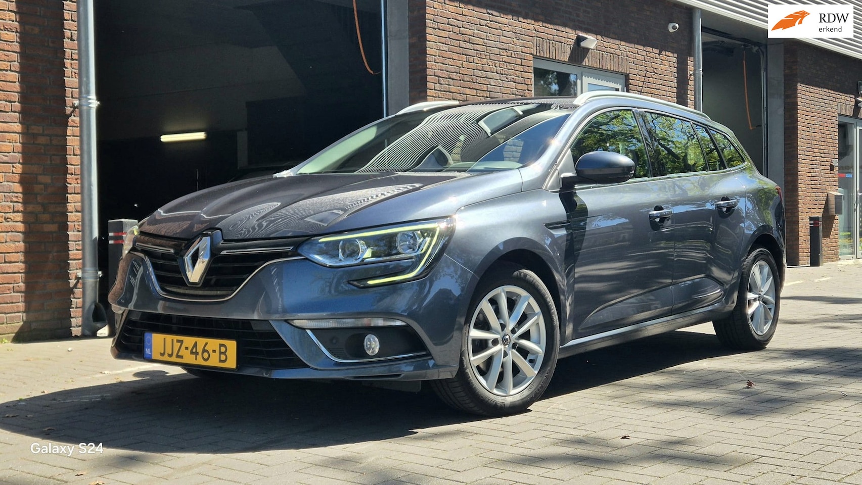 Renault Mégane Estate - 1.3 TCe Limited|AIRCO|NAVI|NIEUWE APK - AutoWereld.nl