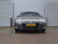 Tesla Model S - 85D Base AutoPilot